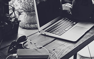 开云体育中国-荷兰血洗波兰，萨内三分雨点燃全场——欧洲足球激情赛场的震撼瞬间