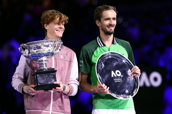 开云体育中国-关于法网险胜澳网，梅德韦杰夫扛起全队的信息