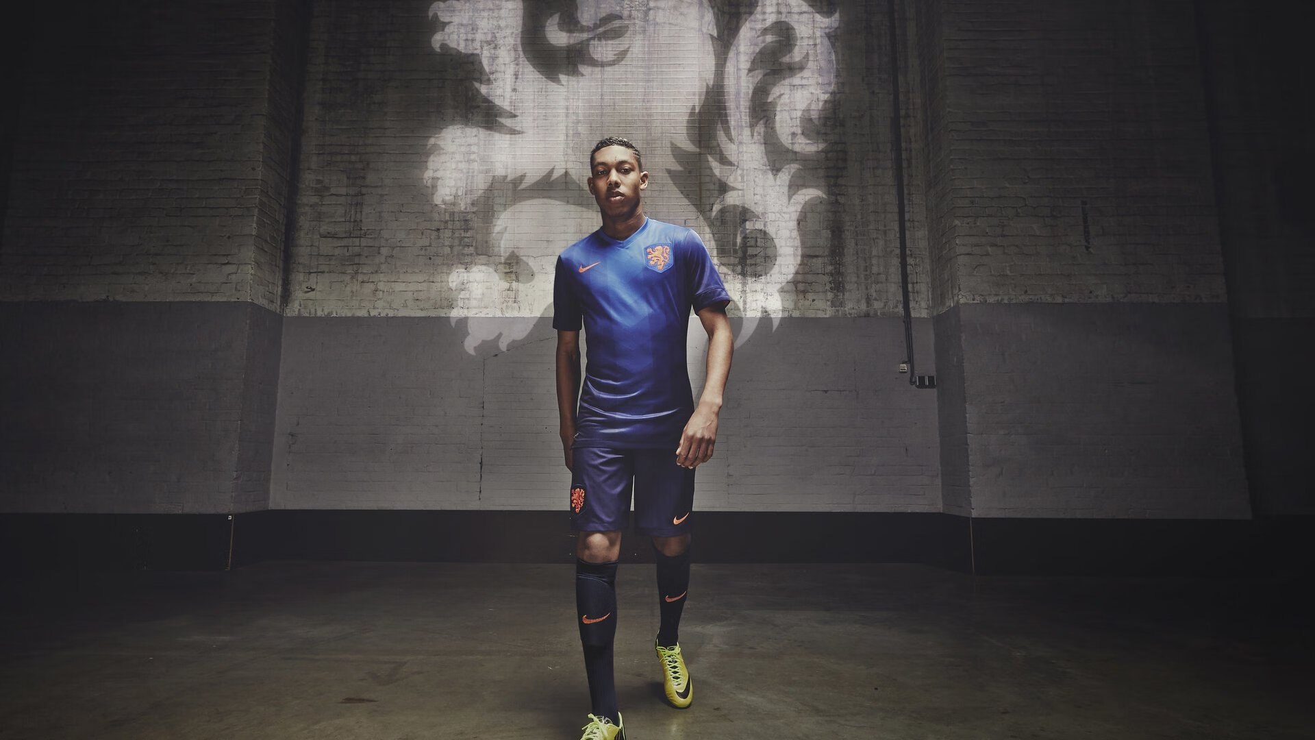 开云体育平台APP-废将逆袭！皇马失意人在国家队化身关键先生，土耳其掀翻波兰全靠他