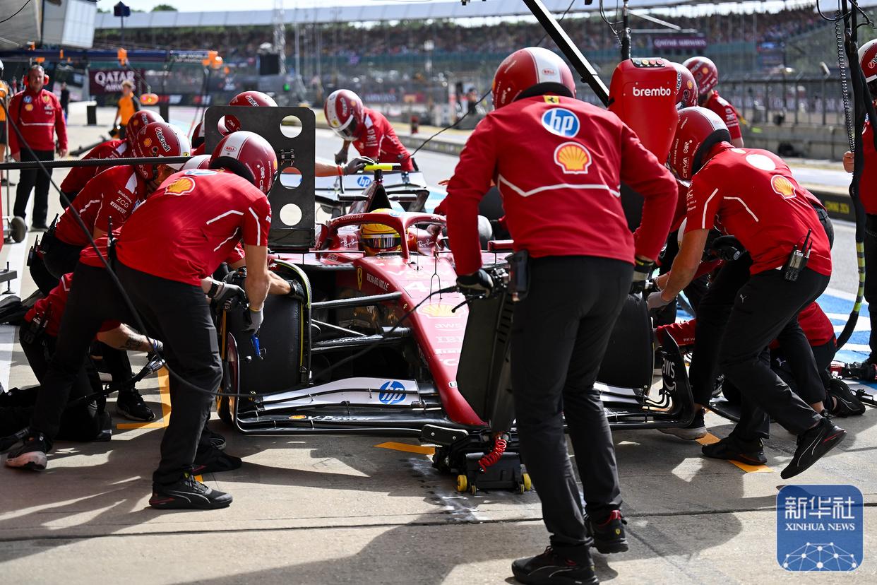 开云体育APP下载-关于阿斯顿马丁逆转哈斯车队，皮亚斯特里带队取胜的信息