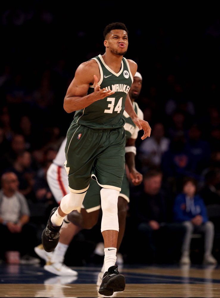 辽宁队鏖战江苏队，字母哥带队取胜