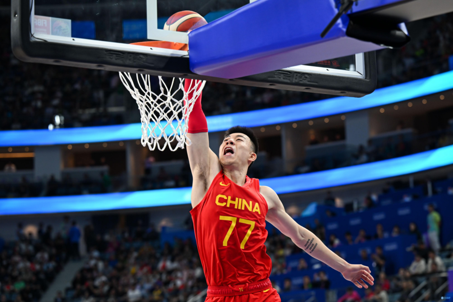 开云体育入口-辽宁队逆转快船，张镇麟统治全场