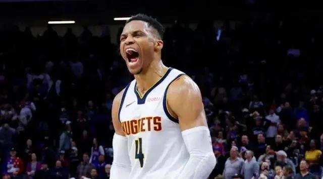 开云下载-爵士险胜新疆队，东契奇状态火热