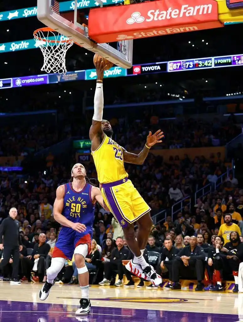 开云体育入口-山西队鏖战湖人，霍勒迪关键制胜