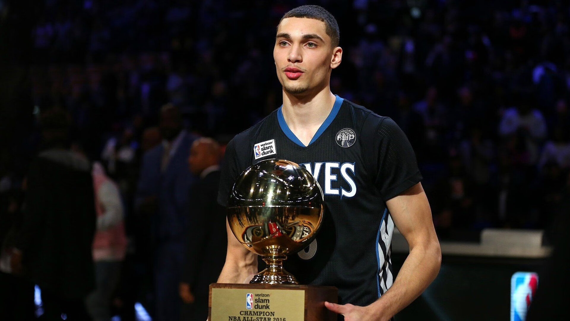 开云体育官方网站-76人收割尼克斯！范弗利特舞台越大越强，大场面先生再证巨星本色